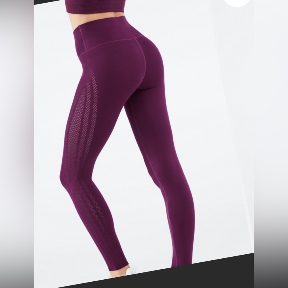 🎉HP • 2/$50 • FABLETICS SculptKnit Leggings - Picture 2 of 12